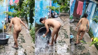 Hot Milf Bathing Her Home Captured Secretly Clips – desidekho
