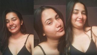Cute Indian Girlfriend Showing Pressing Her Boobs