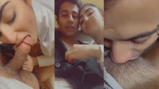 Hot Teen Girl Giving Blowjob Fuck With Her BF Dick